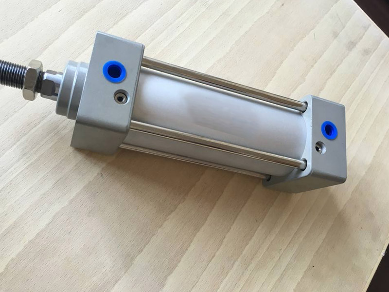 標(biāo)準氣缸定做數(shù)控加工